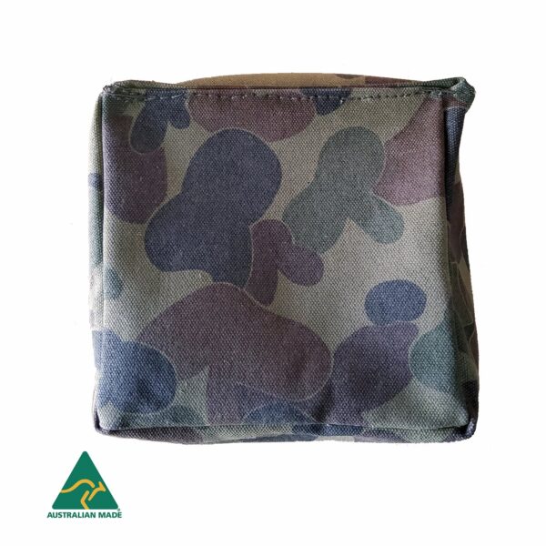 MAN_ARC-bag-TORTOISE 3 Australian made camouflage rifle shooting gear bag for hunting and shooting sports.